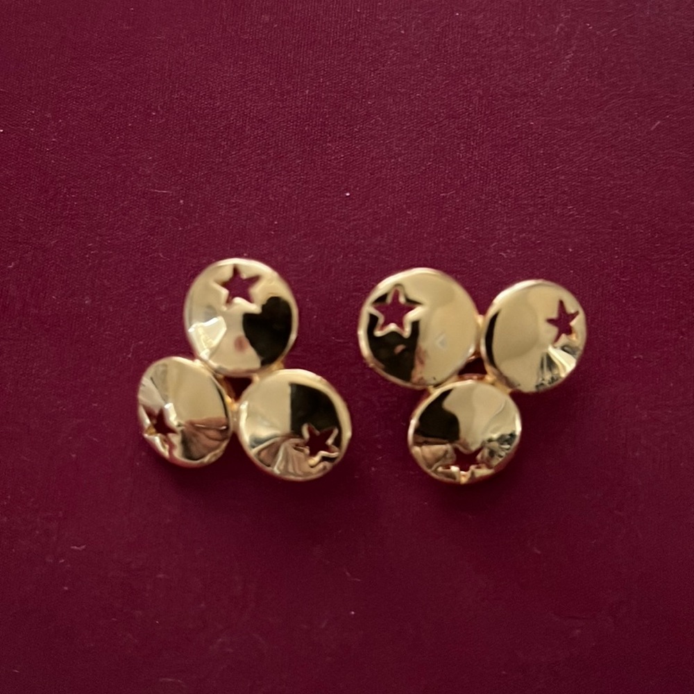 Vintage gold earrings clip on